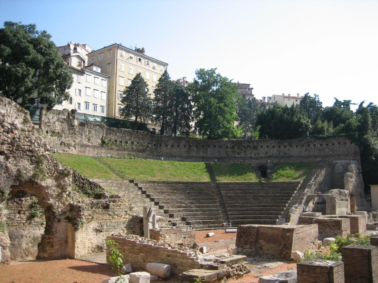 Residence Teatro Romano Trieste Dış mekan fotoğraf